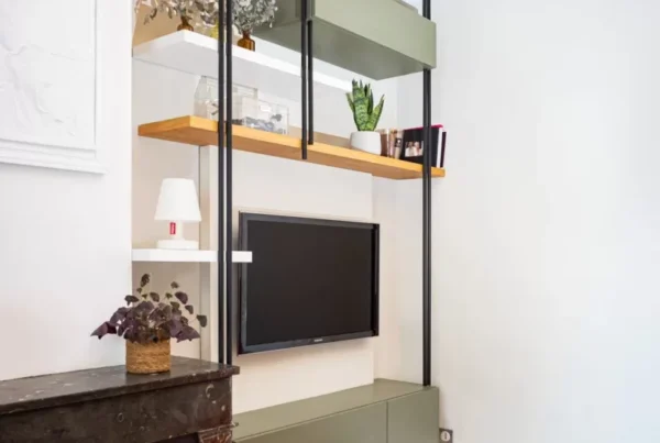 Bibliothèque suspendue